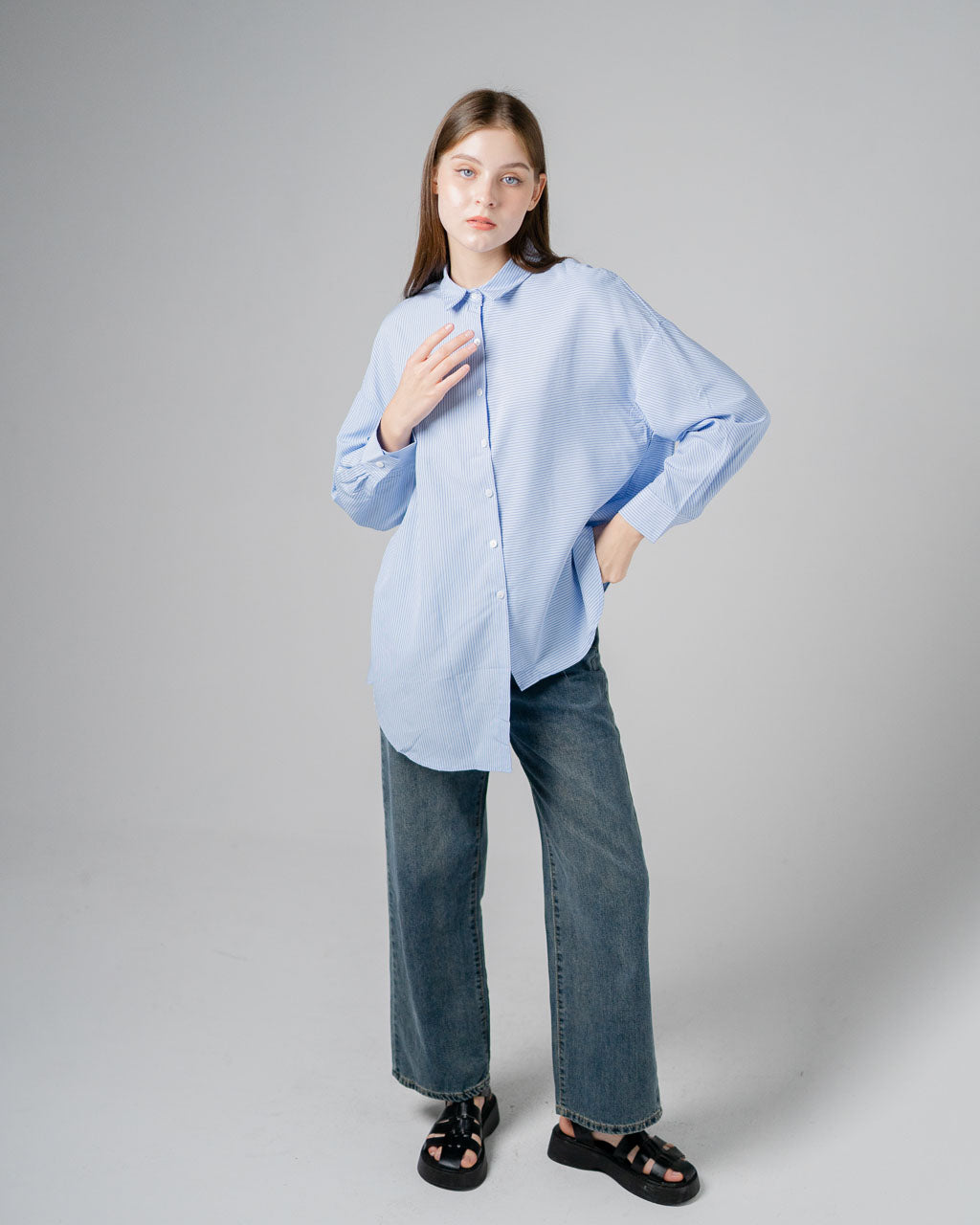 Elara Asymmetric Oversized Striped Blue Shirt – Top Casual Wanita - 188938