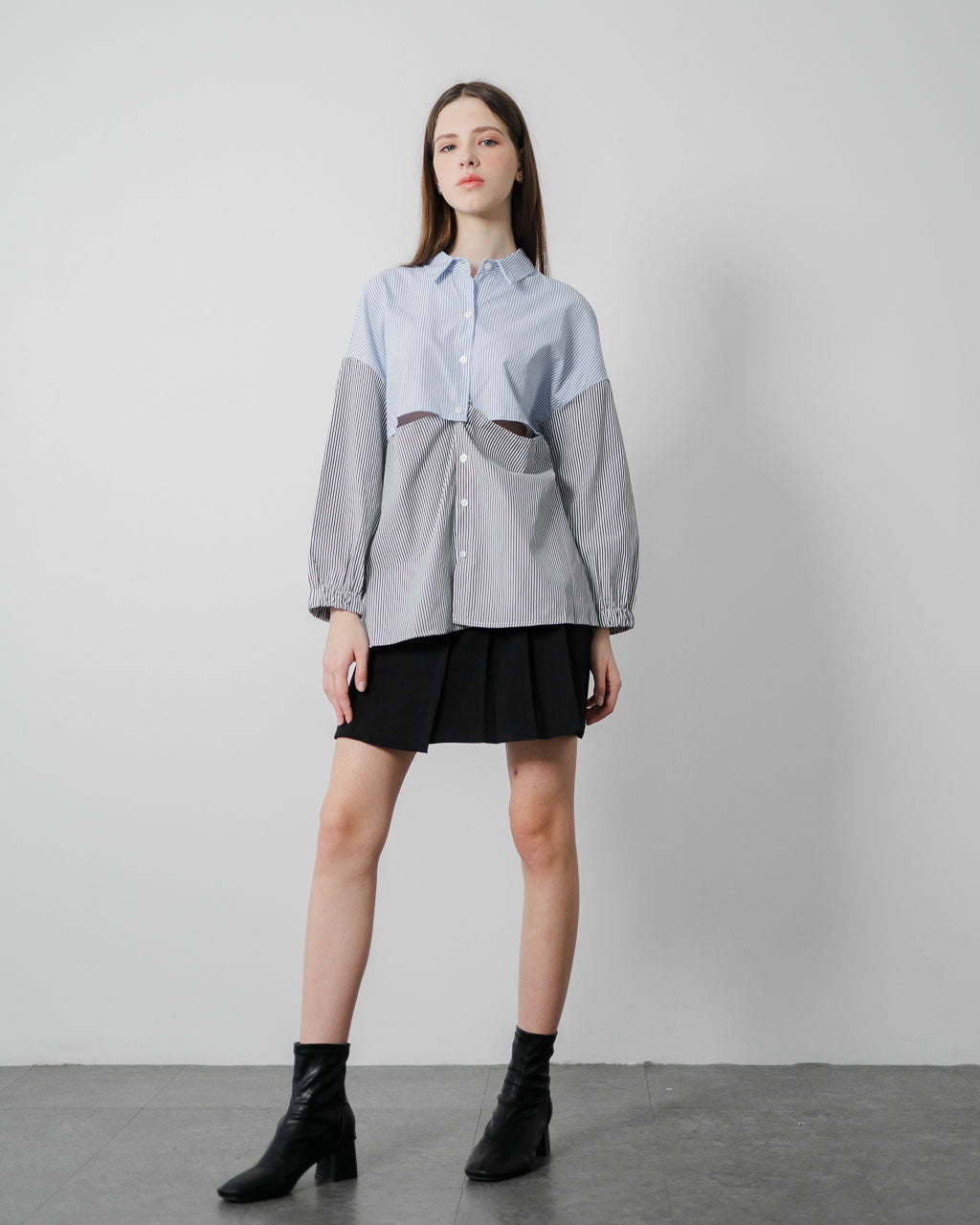 Katarina Asymmetrical Cut-Out Blue Shirt – Kemeja Lengan Panjang Wanita - 188919