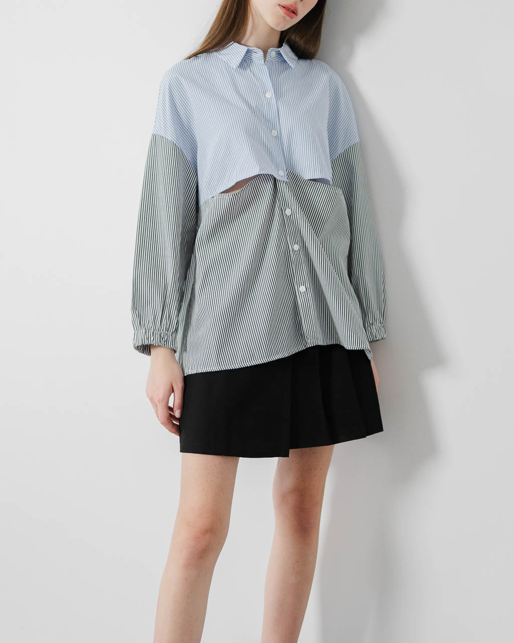 Katarina Asymmetrical Cut-Out Blue Shirt – Kemeja Lengan Panjang Wanita - 188919