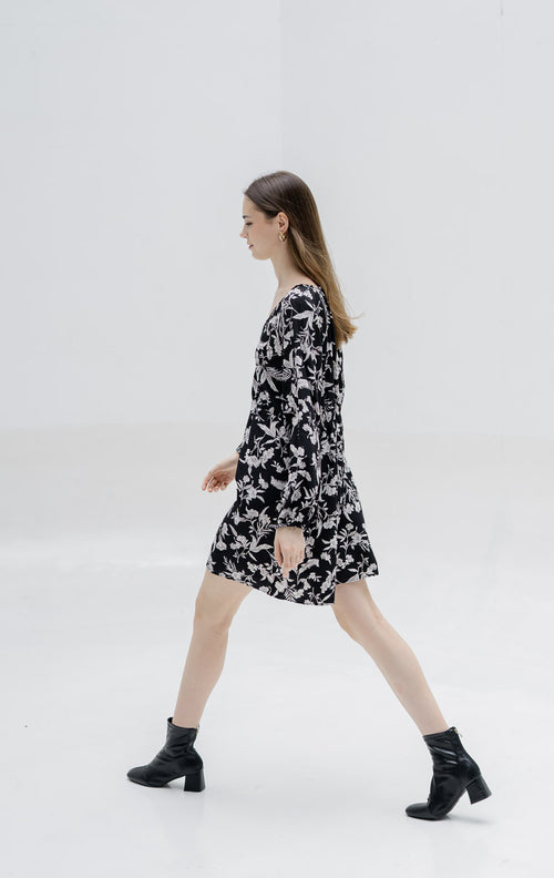 Arcela Printed Midi Black Dress – Casual Gaun Wanita - 788909