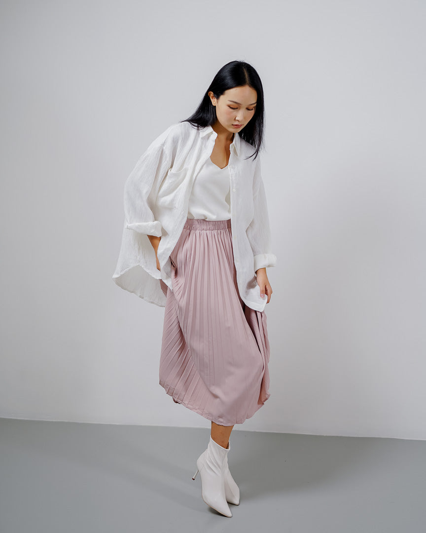 Carmen Textured Pleats White Shirt – Baju Atasan Kemeja Wanita