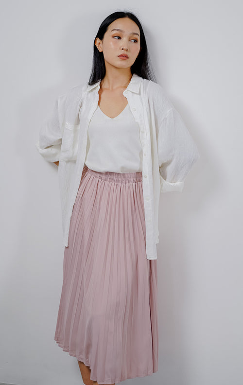 Carmen Textured Pleats White Shirt – Baju Atasan Kemeja Wanita