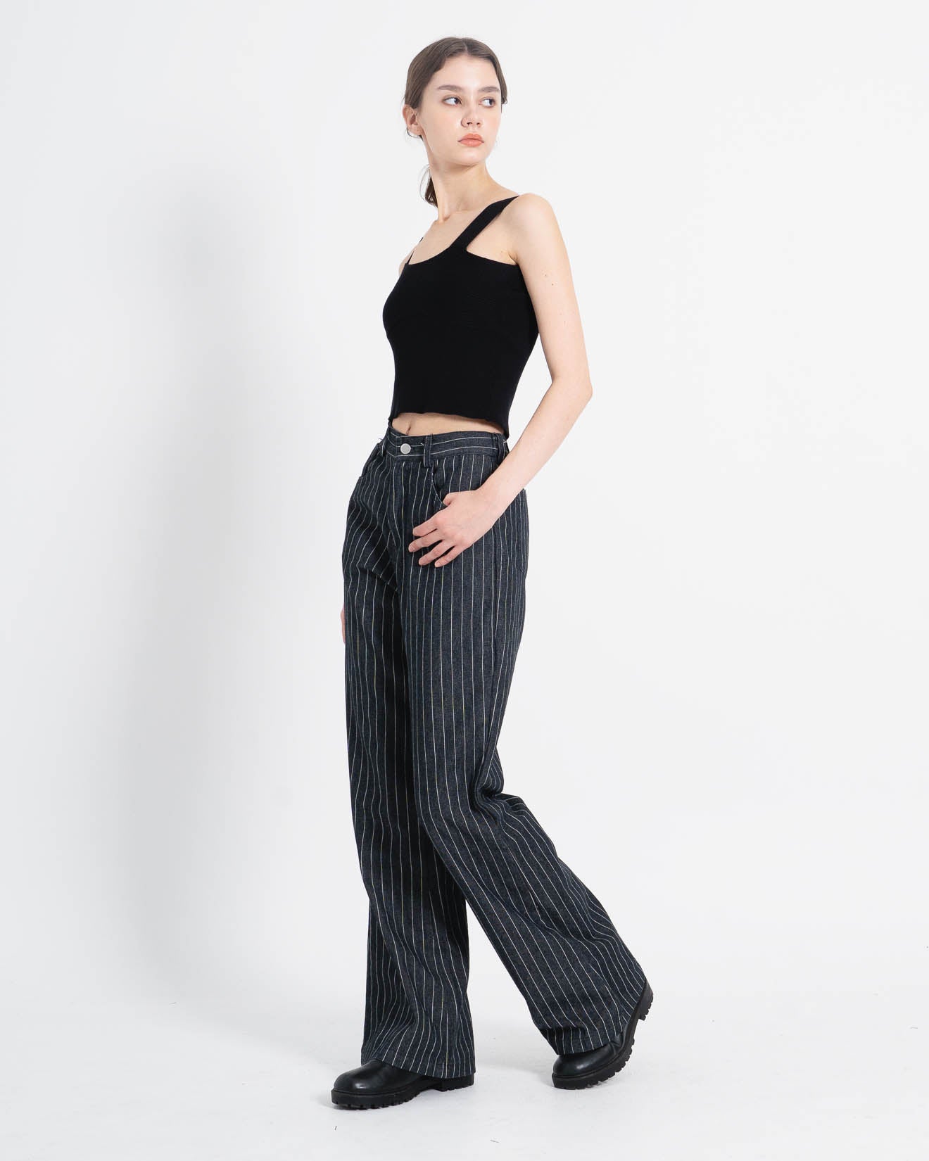 Santiago Stripped Denim Wide Black Denim Pants – Celana Panjang Wanita - 288913