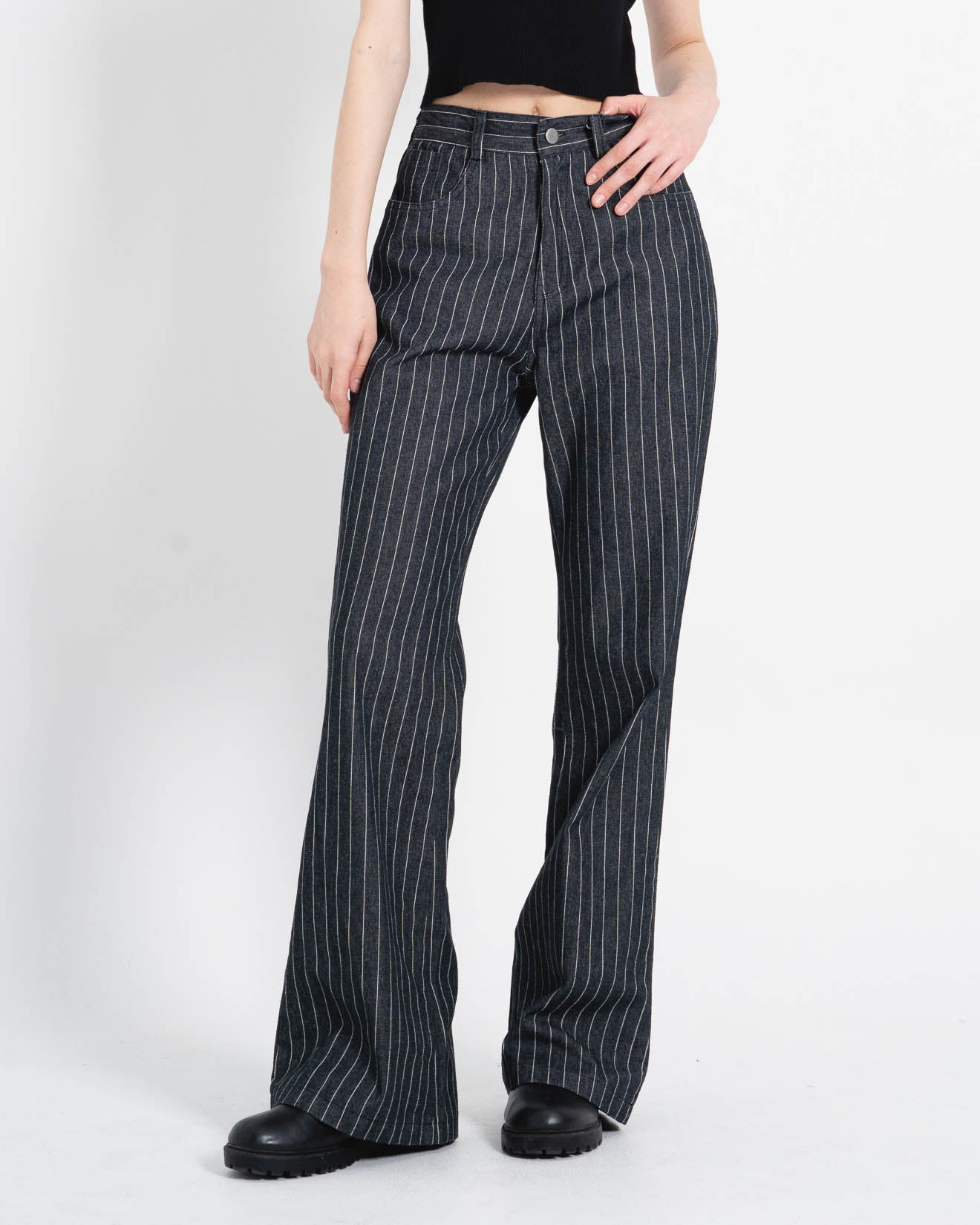 Santiago Stripped Denim Wide Black Denim Pants – Celana Panjang Wanita - 288913