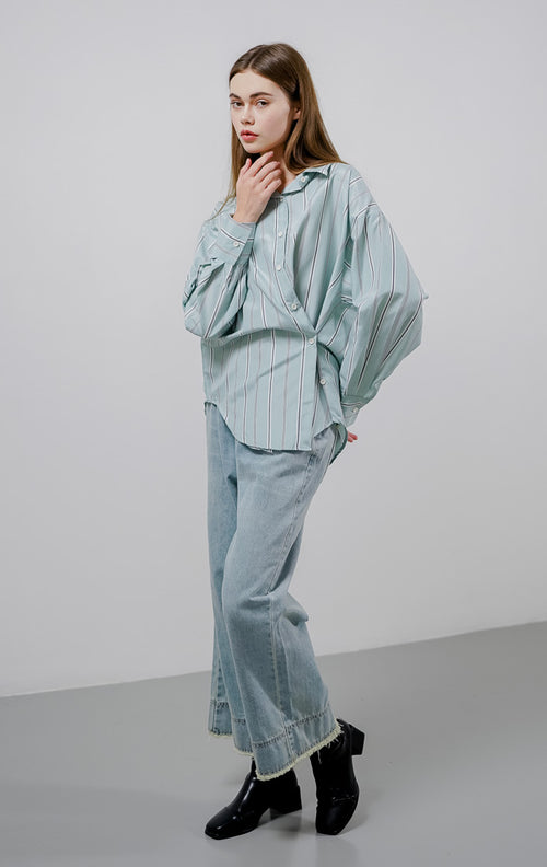 Flyn Oversized Striped Sage Shirt – Kemeja Wanita Lengan Panjang