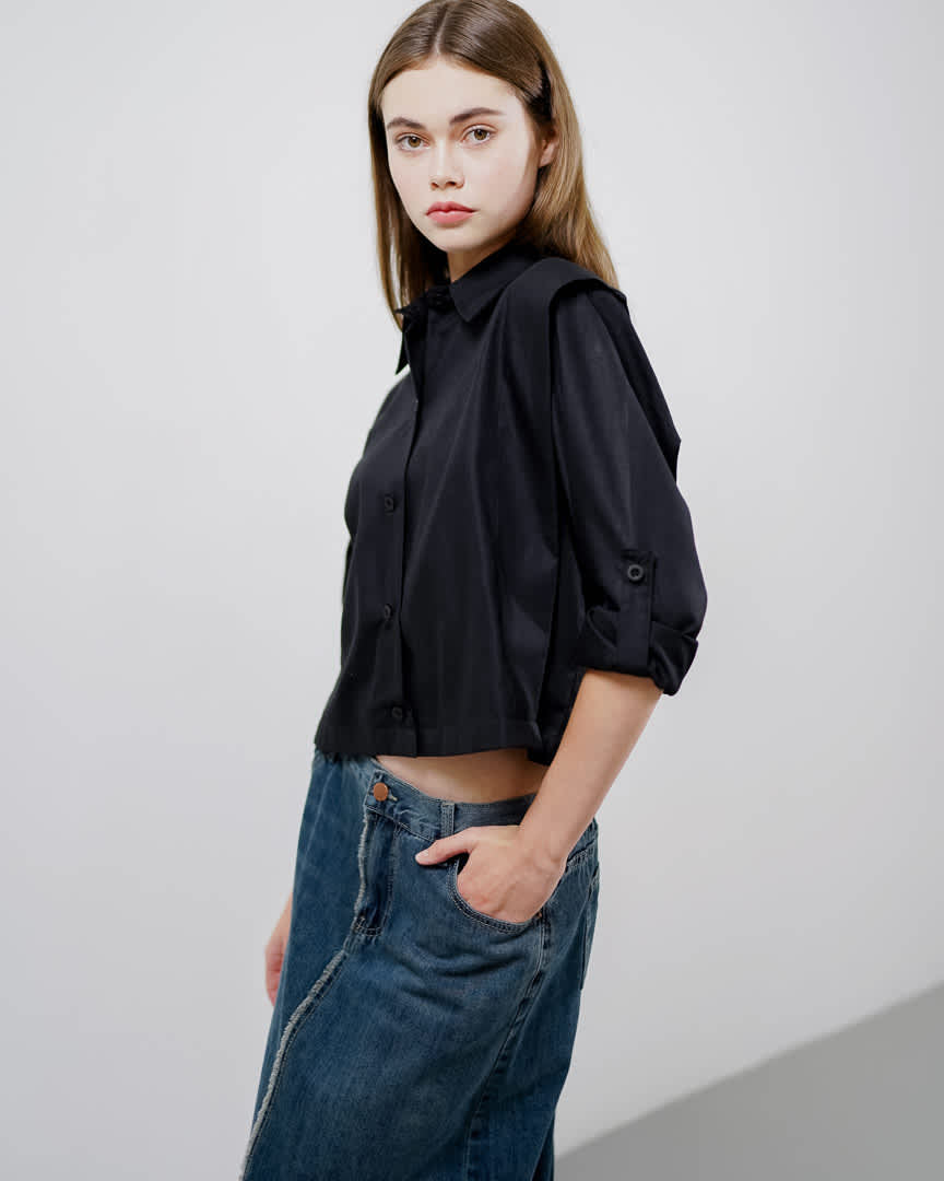 Riley Oversized Black Shirt – Kemeja Casual Wanita