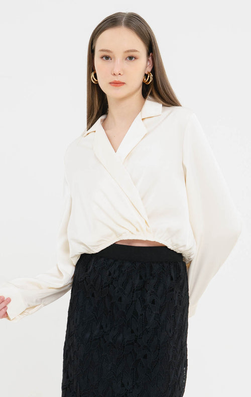 Adelia Satin Crop Ivory Shirt – Atasan Casual Wanita - 188950