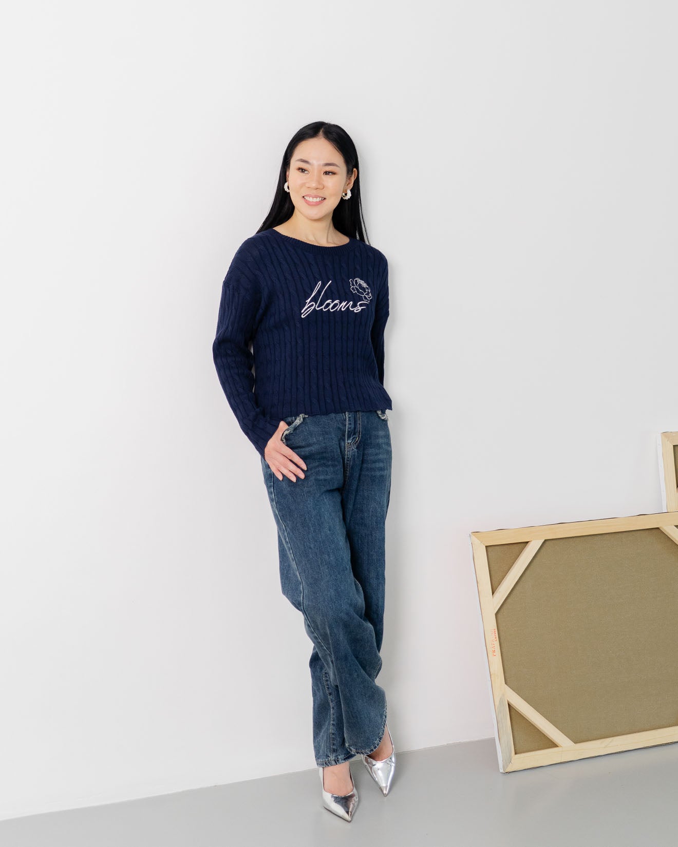 She Blooms - EA Eva Embroidery Cable Navy Sweater - Sweater Wanita Kekinian - 189334