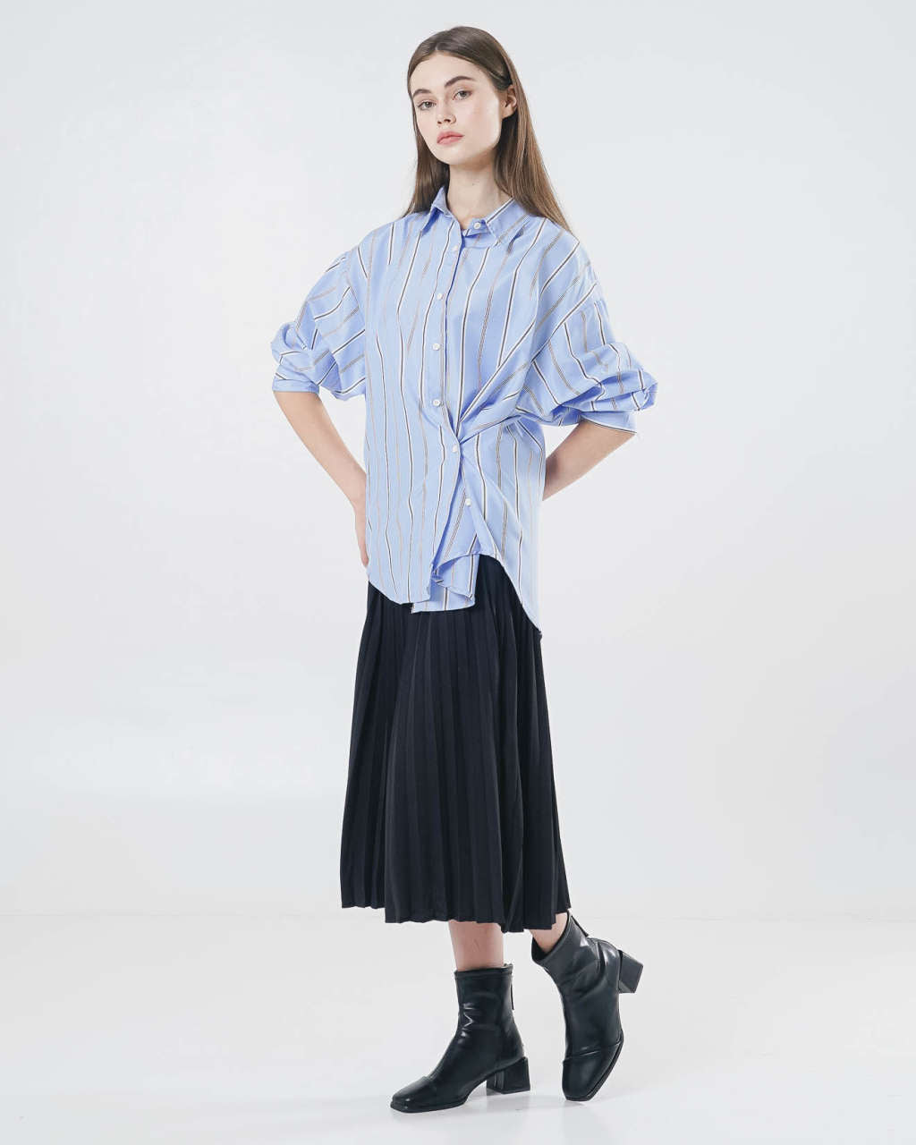 Flyn Oversized Striped Blue Shirt – kemeja Wanita Lengan Panjang