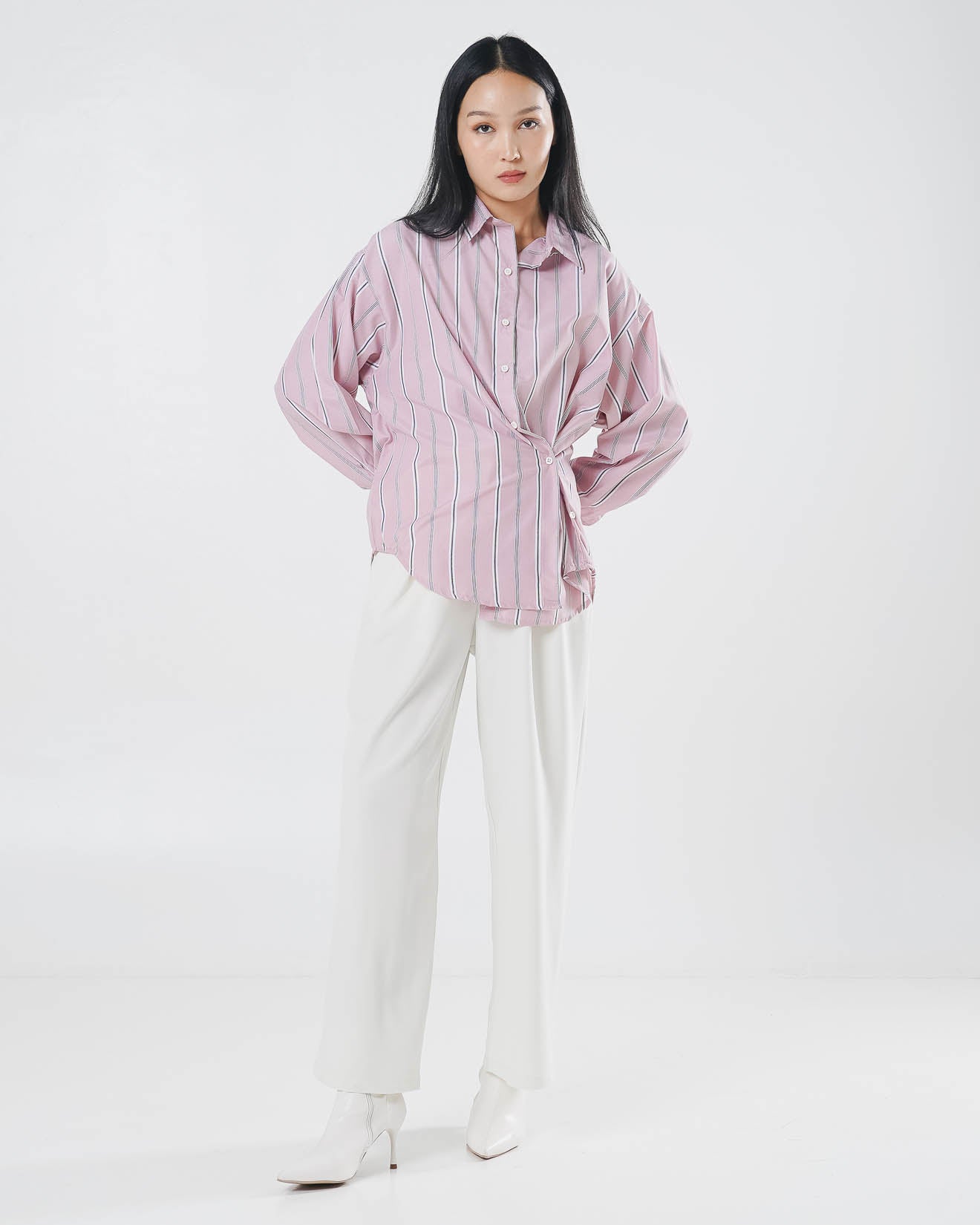 Flyn Oversized Striped Pink Shirt – Kemeja Wanita Lengan Panjang