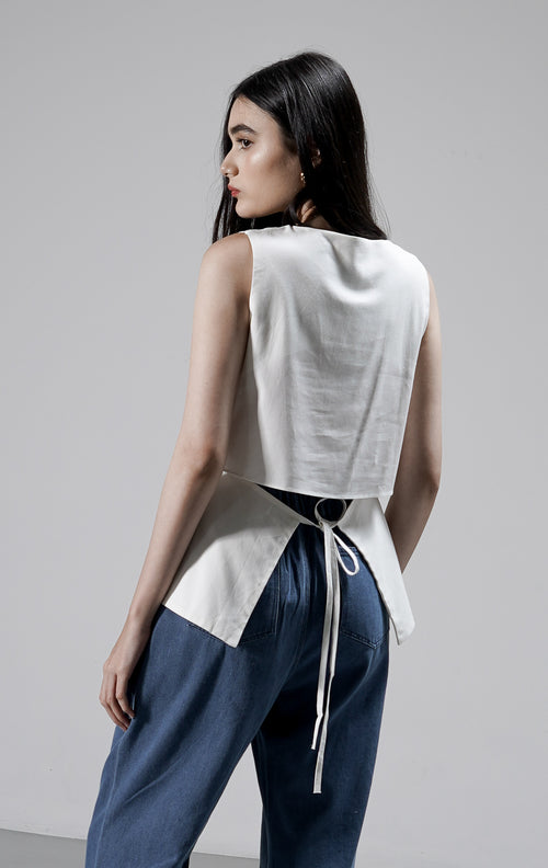 Alessia Vest White