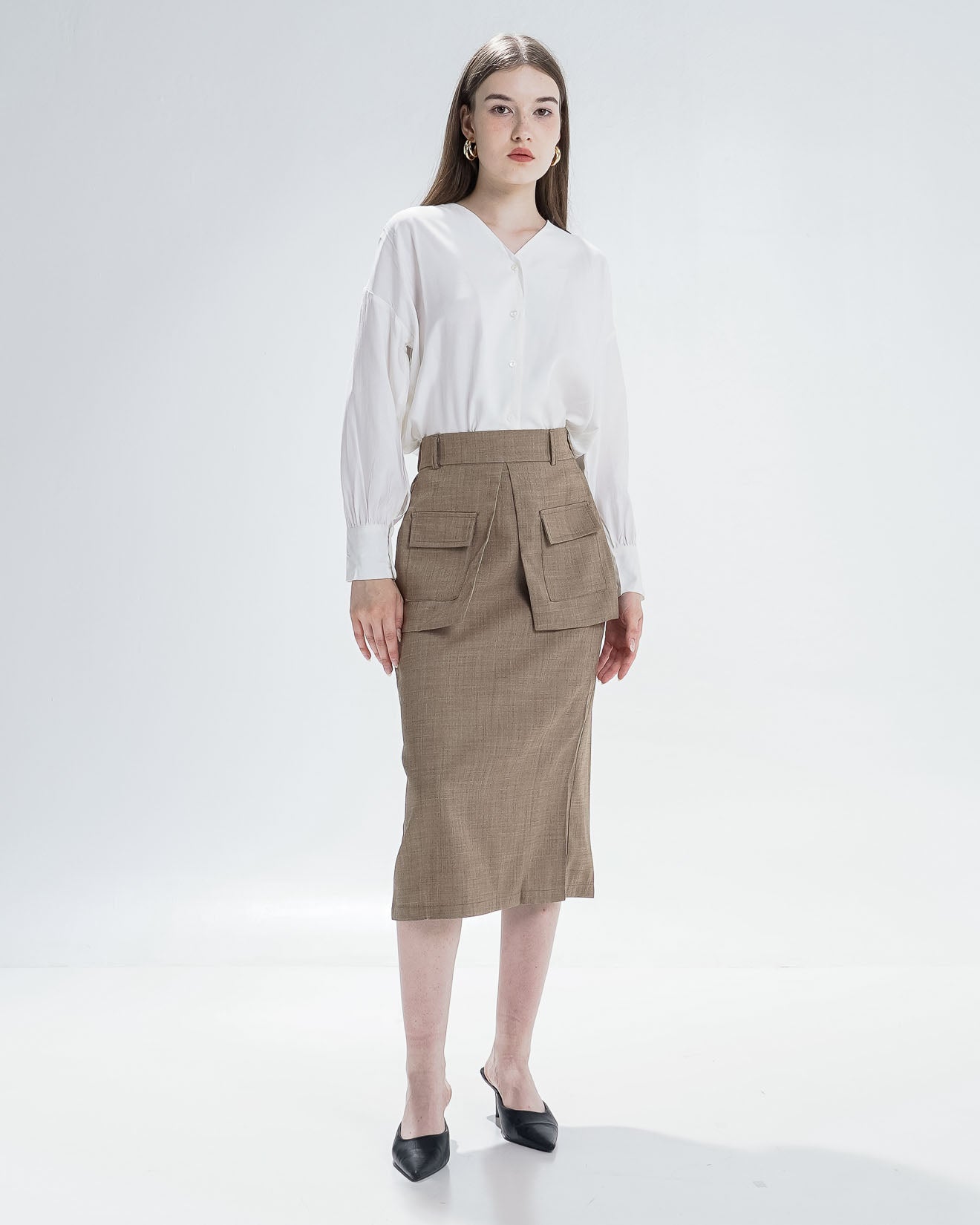 Blaise Oversized White Blouse – Atasan Wanita Lengan Panjang - 189947