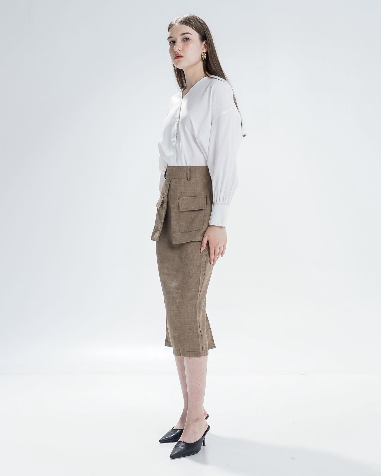 Blaise Oversized White Blouse – Atasan Wanita Lengan Panjang - 189947