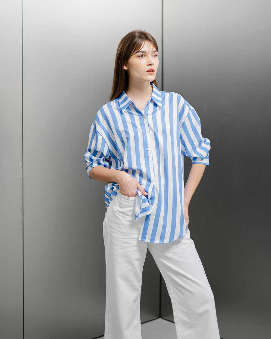 Jaclyn Oversized Striped Blue Shirt – Kemeja Wanita Lengan Panjang - 189430