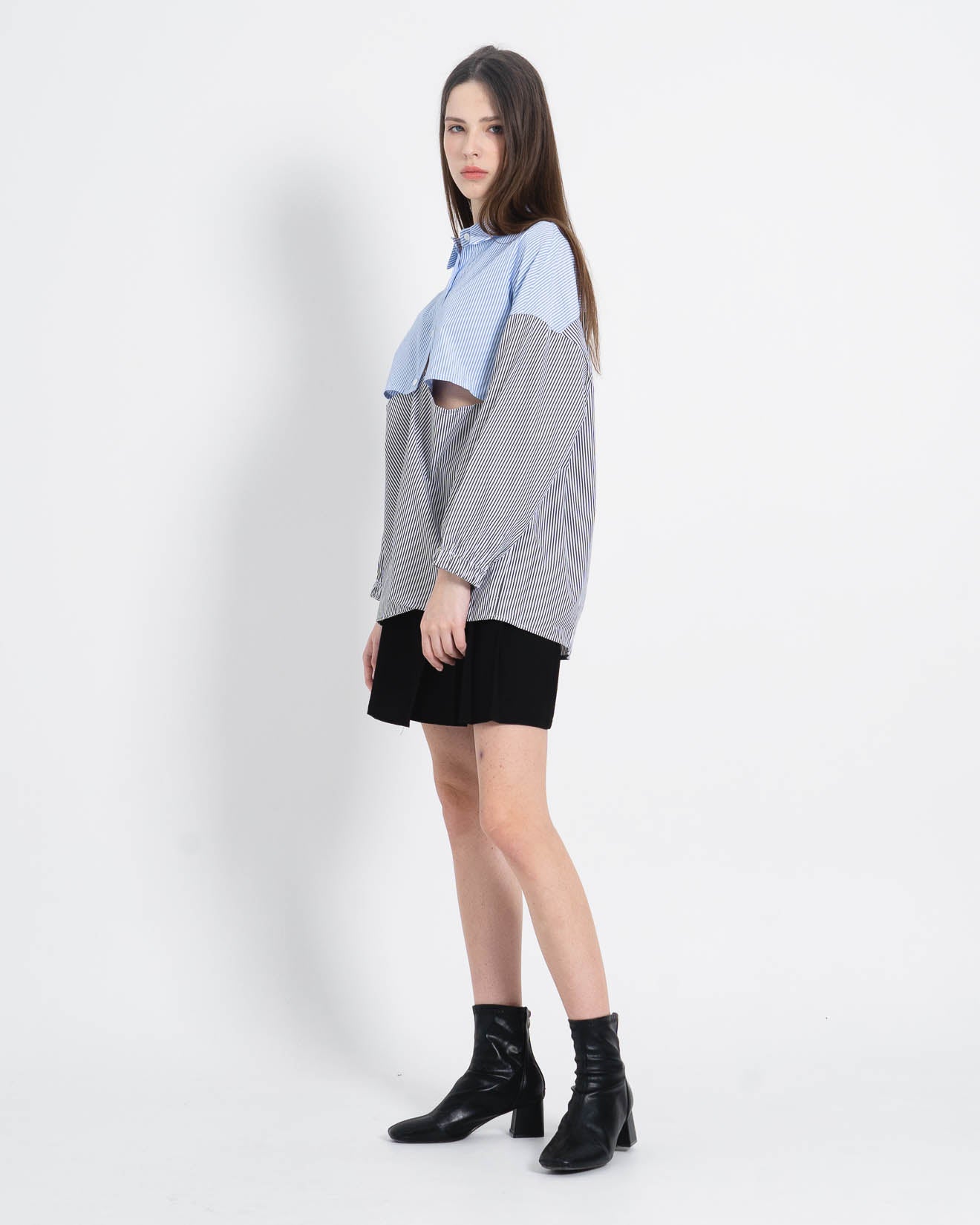 Katarina Asymmetrical Cut-Out Blue Shirt – Kemeja Lengan Panjang Wanita - 188919