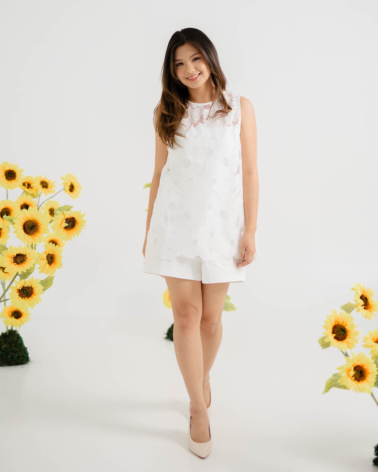 She Blooms - EA Acalia Top White - Atasan Wanita Kekinian -189240