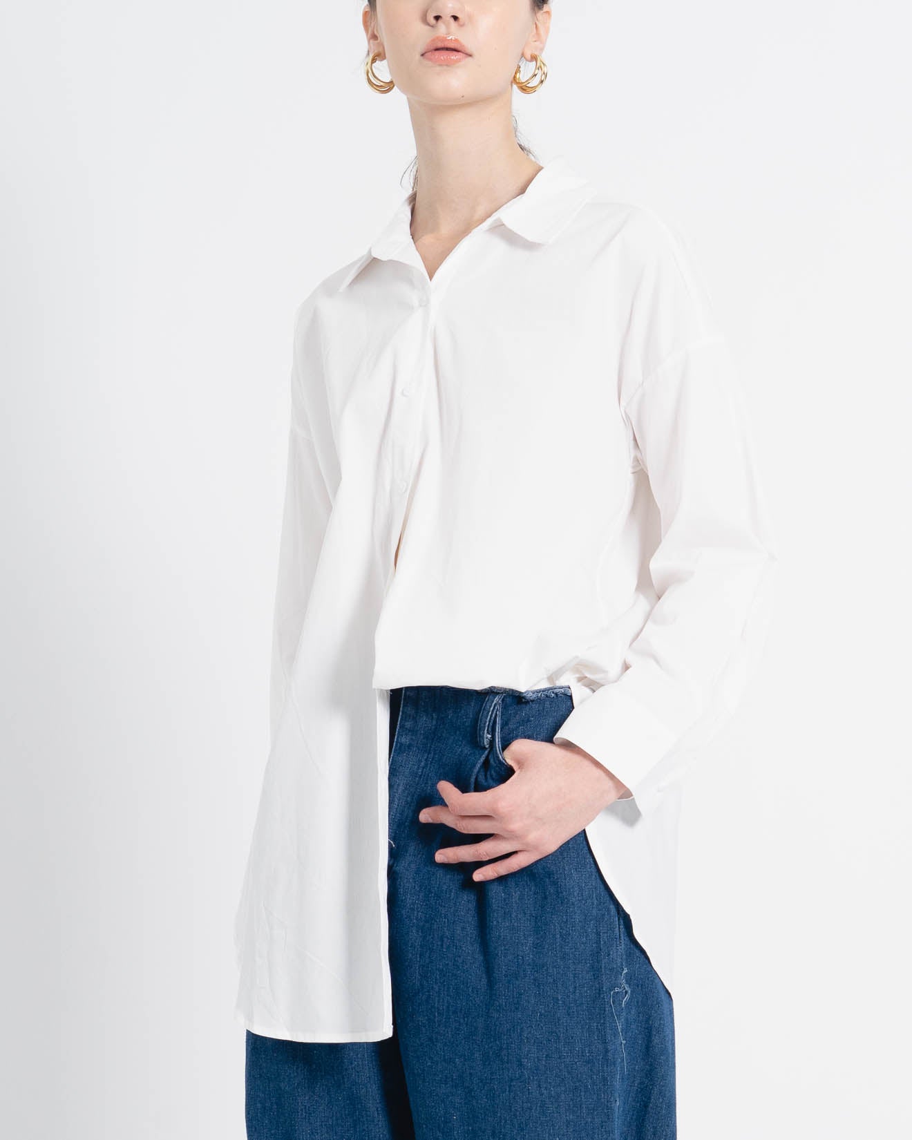 Irish Oversized White Shirt – Kemeja Wanita 187362