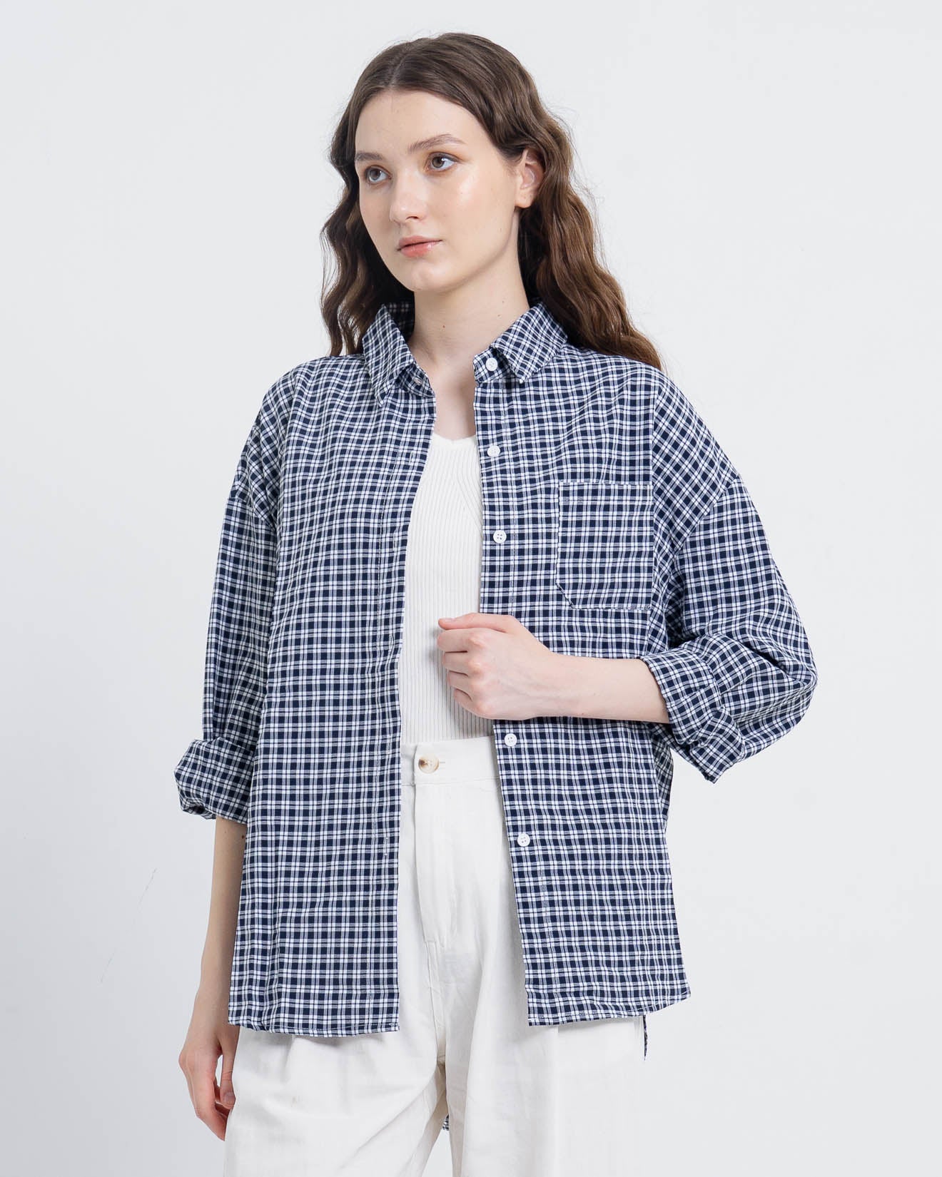 Erina Oversized Plaid Navy Shirt – Kemeja Wanita Casual - 188248