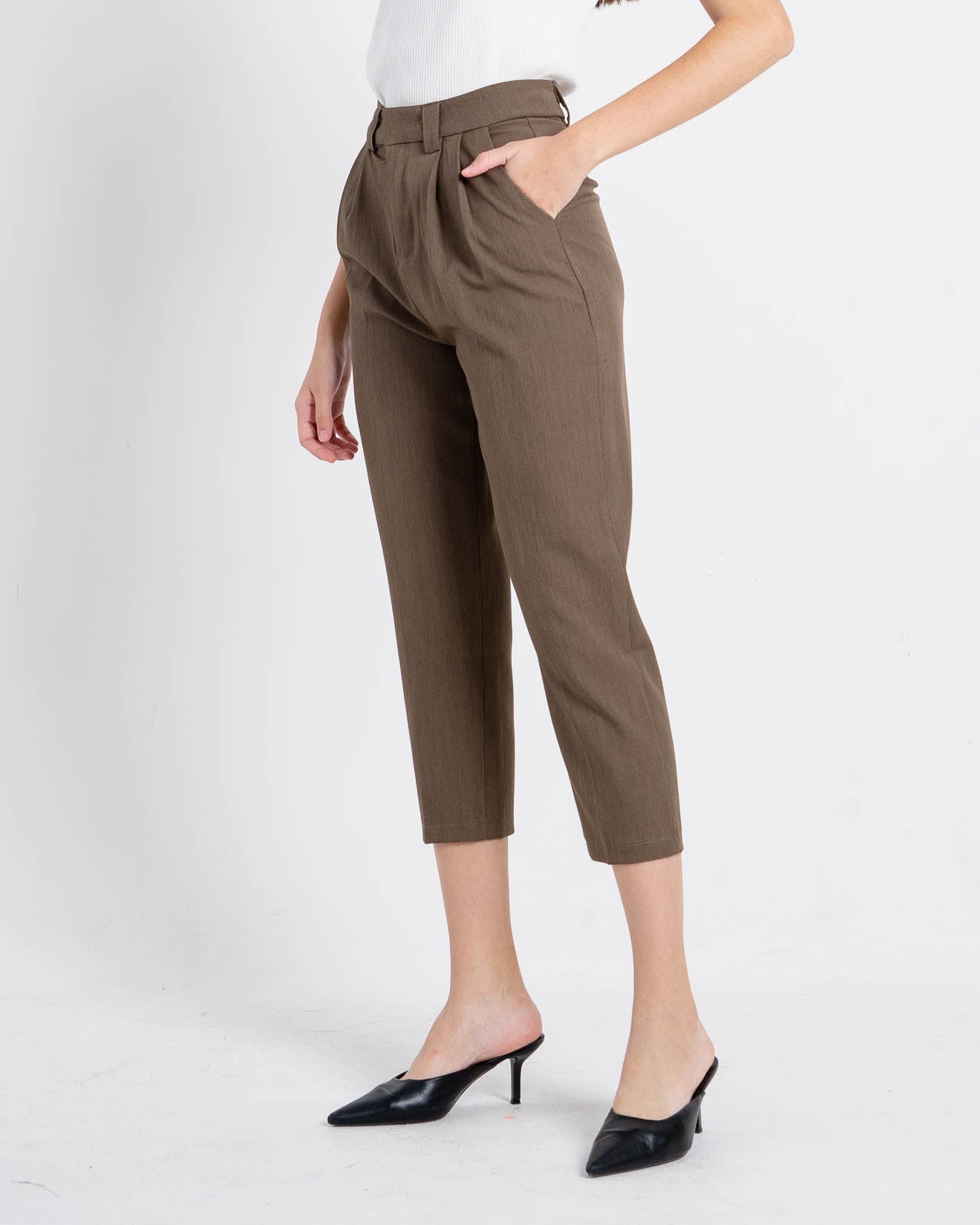 Rusel Fitted Dark Brown Pants – Celana Panjang Wanita - 288524