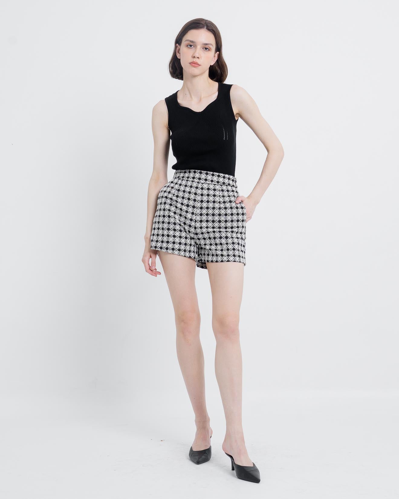 Torry Crochet Short Pants Black – 288967