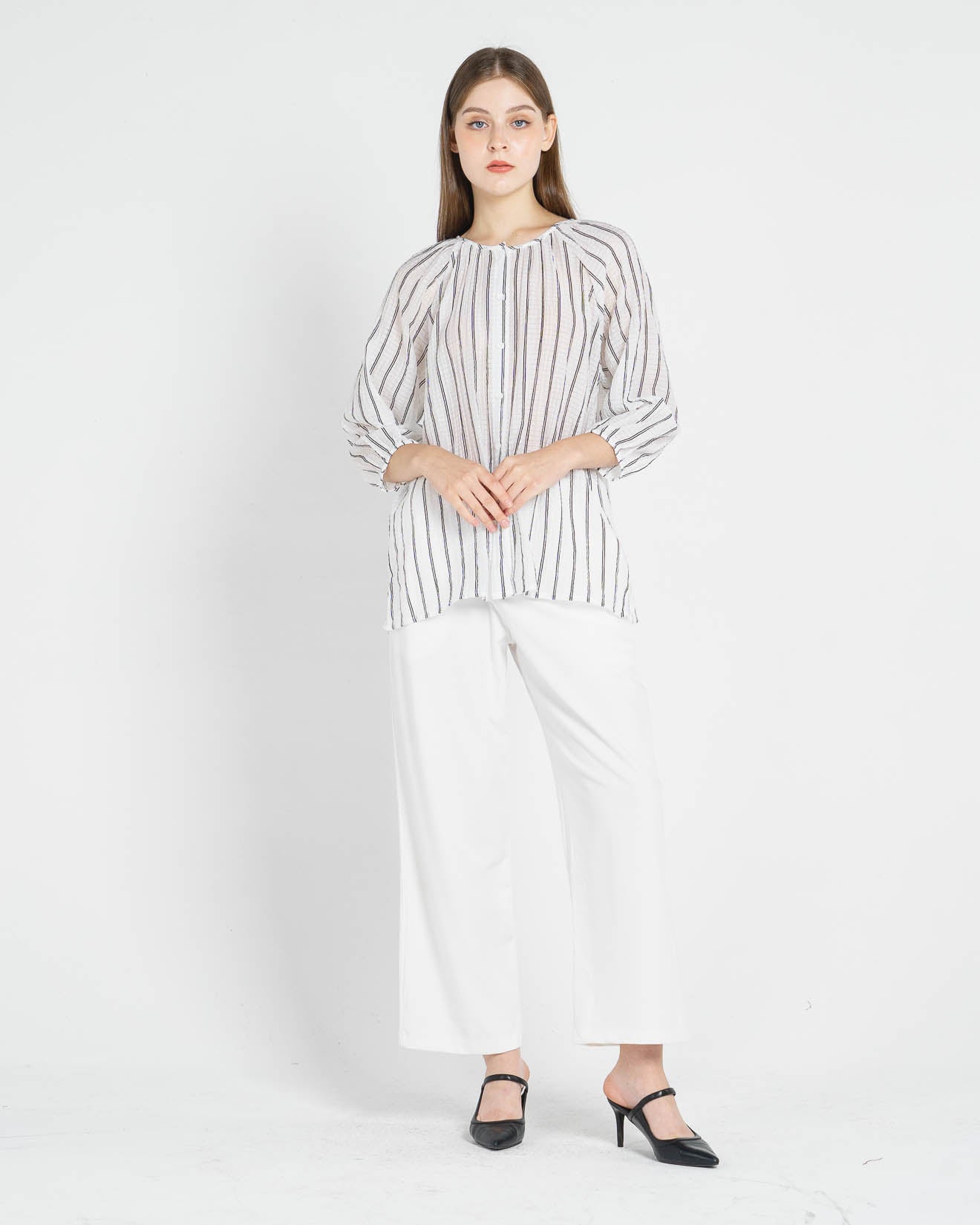 Vinna Stripped Textured White Blouse – Atasan Kemeja Casual Wanita - 188996