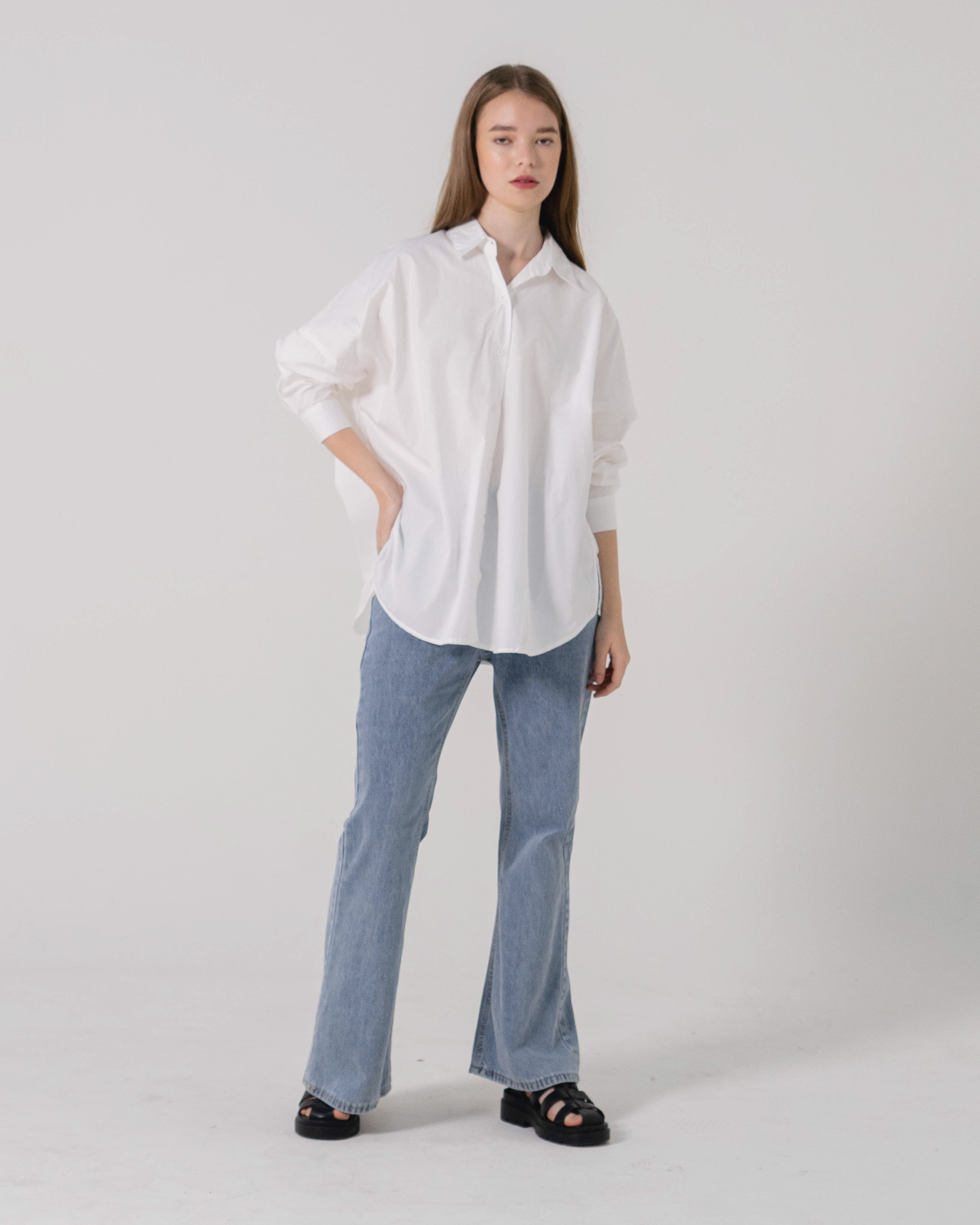 Dayle Ruffle Back  White Shirt - Baju Atasan Lengan Panjang