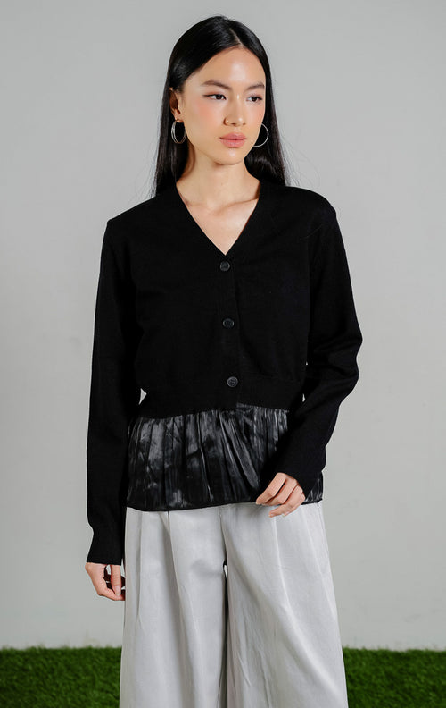 Donavan V-Neck Pleated Hem Knit Cardigan warna black, baju kardigan rajut lengan panjang wanita model peplum plisket warna hitam dari This Is April. 