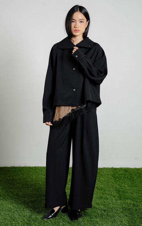 Blanca Funnel Neck Button Outer warna black, baju luaran jaket lengan panjang wanita model kerah tinggi warna hitam dari This Is April. 