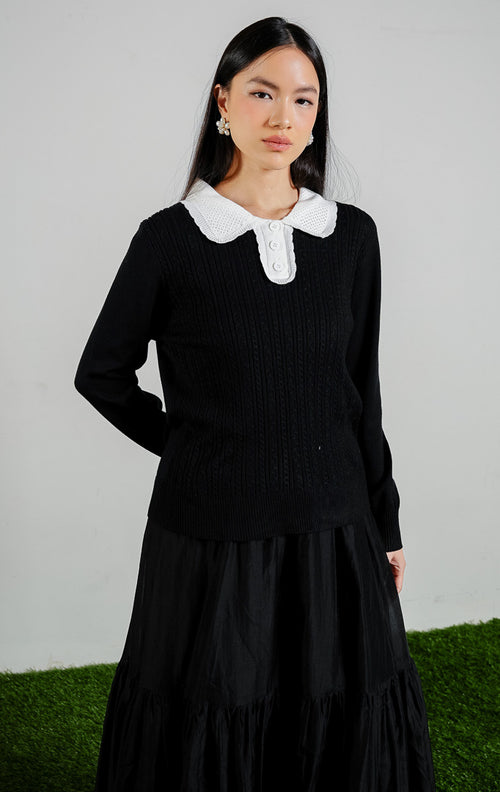 Gaelia Peter-Pan Collar Cable Knit Sweater warna black, baju sweter rajut lengan panjang wanita warna hitam dengan kerah Peter Pan rajut warna putih dari This Is April. 